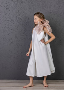 Balta suknelė mergaitei - rzstyle.lt
